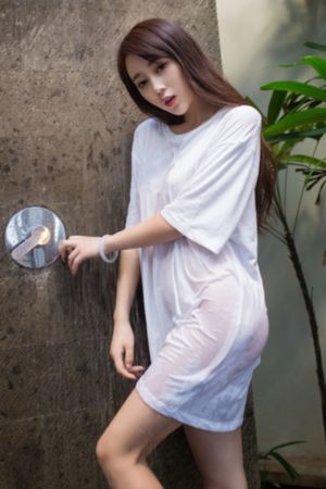 性感小蜜桃