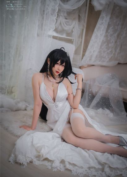 依雯妮妮